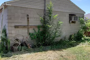 1258 Hart Rd, Columbus, OH 43223 - Photo 33
