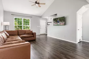 9184 Misty Dawn Dr, Columbus, OH 43240 - Photo 5