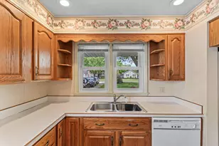 437 Forest Lawn Blvd, Marion, OH 43302 - Photo 15