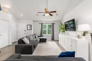 363 Abbotsbury Ct, Westerville, OH 43082 - Photo 9