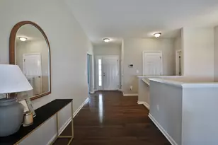 4884 Black Sycamore Dr, Columbus, OH 43231 - Photo 5