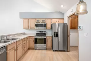 5805 Ravine Creek Dr, Grove City, OH 43123 - Photo 17