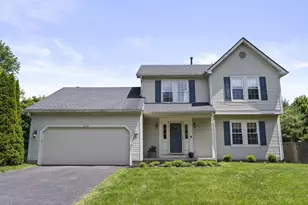 328 Meadows Blvd, Pickerington, OH 43147 - Photo 1