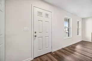 502 Heidish Dr, Commercial Point, OH 43116 - Photo 3