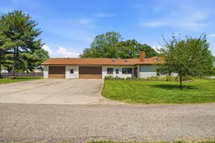 5050 Dacron Pl, Canal Winchester, OH 43110 - Photo 1
