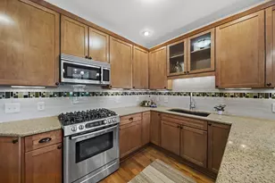 978 Highland St, Columbus, OH 43201 - Photo 11