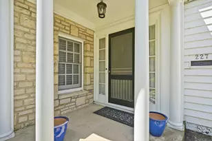 227 S Chesterfield Rd, Columbus, OH 43209 - Photo 3