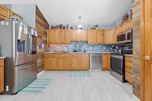 749 Country Club Dr, Howard, OH 43028 - Photo 3