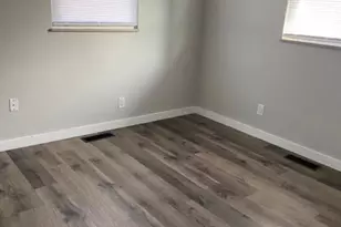 2478 Pontiac St, Columbus, OH 43211 - Photo 5