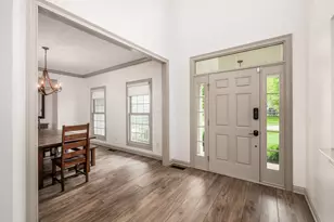 6947 Jennifer Ann Dr, Lewis Center, OH 43035 - Photo 7