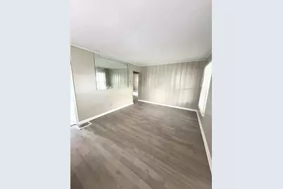 1341 E 15th Avenue, Columbus, OH 43211 - Photo 3