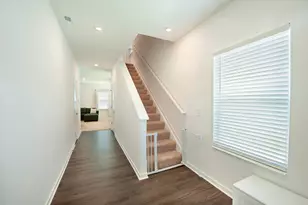 1698 Lewes Castle Dr, Grove City, OH 43123 - Photo 3