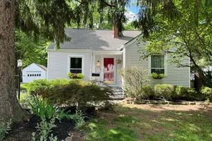 175 W Weisheimer Rd, Columbus, OH 43214 - Photo 1