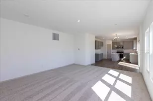 2205 Cloud View Ct, Marysville, OH 43040 - Photo 13