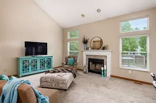 6641 Wisteria Cir, Dublin, OH 43016 - Photo 11