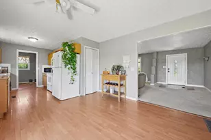 8025 Fosnaugh School Rd SW, Stoutsville, OH 43154 - Photo 9