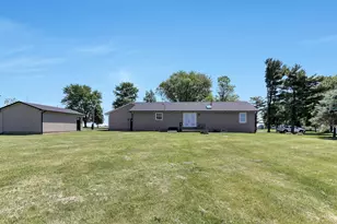 8025 Fosnaugh School Rd SW, Stoutsville, OH 43154 - Photo 33