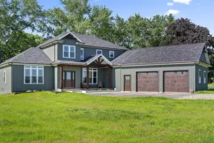 970 Lakefork Road NE, Utica, OH 43080 - Photo 1