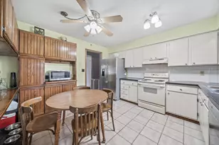390 Dunbarton Rd, Columbus, OH 43230 - Photo 5