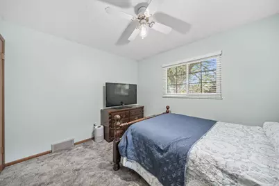 390 Dunbarton Road, Columbus, OH 43230 - Photo 13