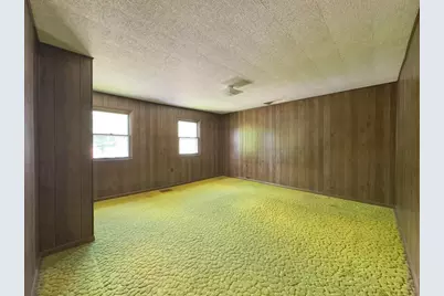 202 Ball Street, New Straitsville, OH 43766 - Photo 9
