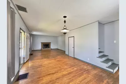 202 Ball Street, New Straitsville, OH 43766 - Photo 5
