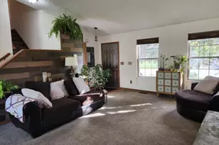 1224 4 Star Dr W, Galloway, OH 43119 - Photo 5