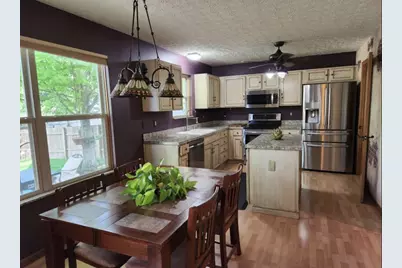 1224 Four Star Drive W, Galloway, OH 43119 - Photo 7