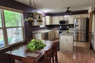1224 4 Star Dr W, Galloway, OH 43119 - Photo 7