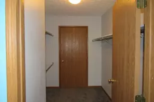 5564 Parkshire Dr, Columbus, OH 43229 - Photo 11