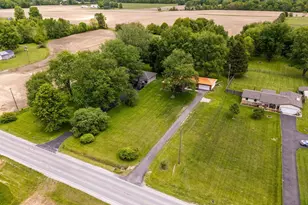 4019 Mink St SW, Pataskala, OH 43062 - Photo 5