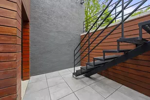 224 Walhalla Rd, Columbus, OH 43202 - Photo 9