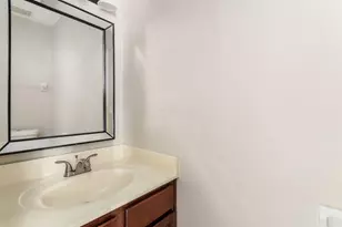 1240 Onaway Ct, Columbus, OH 43228 - Photo 19