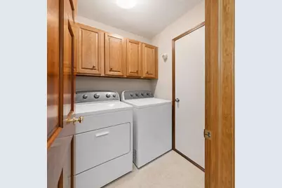 864 Gulliver Drive, Columbus, OH 43207 - Photo 17