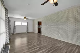 2365 Koebel Rd, Columbus, OH 43207 - Photo 3