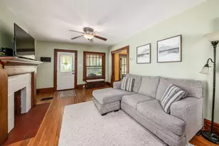 154 E Kelso Rd, Columbus, OH 43202 - Photo 7