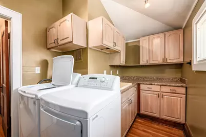 154 E Kelso Road, Columbus, OH 43202 - Photo 21