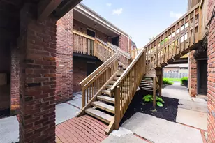 1484 Lafayette Dr, Upper Arlington, OH 43220 - Photo 5
