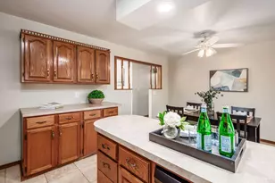 792 Ross Rd, Columbus, OH 43213 - Photo 15