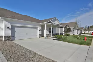 738 Maria Dr, Plain City, OH 43064 - Photo 3
