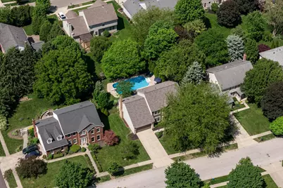 4500 Huntwicke Drive, Hilliard, OH 43026 - Photo 3
