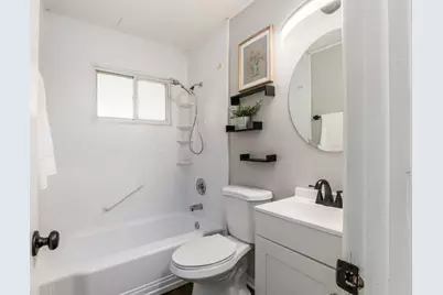 1371 Southfield Drive S, Columbus, OH 43207 - Photo 25