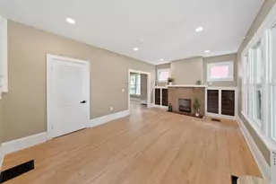 216 N Warren Ave, Columbus, OH 43204 - Photo 11