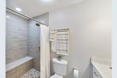 270 Huber Village Boulevard, Westerville, OH 43081 - Photo 35