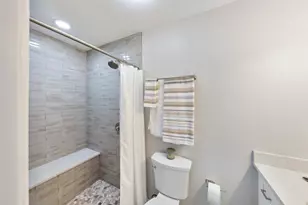 270 Huber Village Blvd, Westerville, OH 43081 - Photo 35