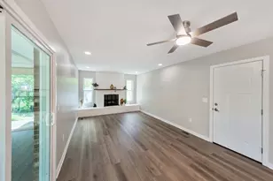 270 Huber Village Blvd, Westerville, OH 43081 - Photo 15