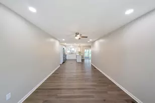 270 Huber Village Blvd, Westerville, OH 43081 - Photo 9