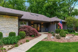 7155 Wellington Ct, Dublin, OH 43016 - Photo 9