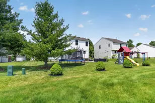 1658 Geranium Dr, Lewis Center, OH 43035 - Photo 23