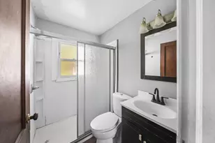 2559 Hamilton Ave, Columbus, OH 43211 - Photo 11